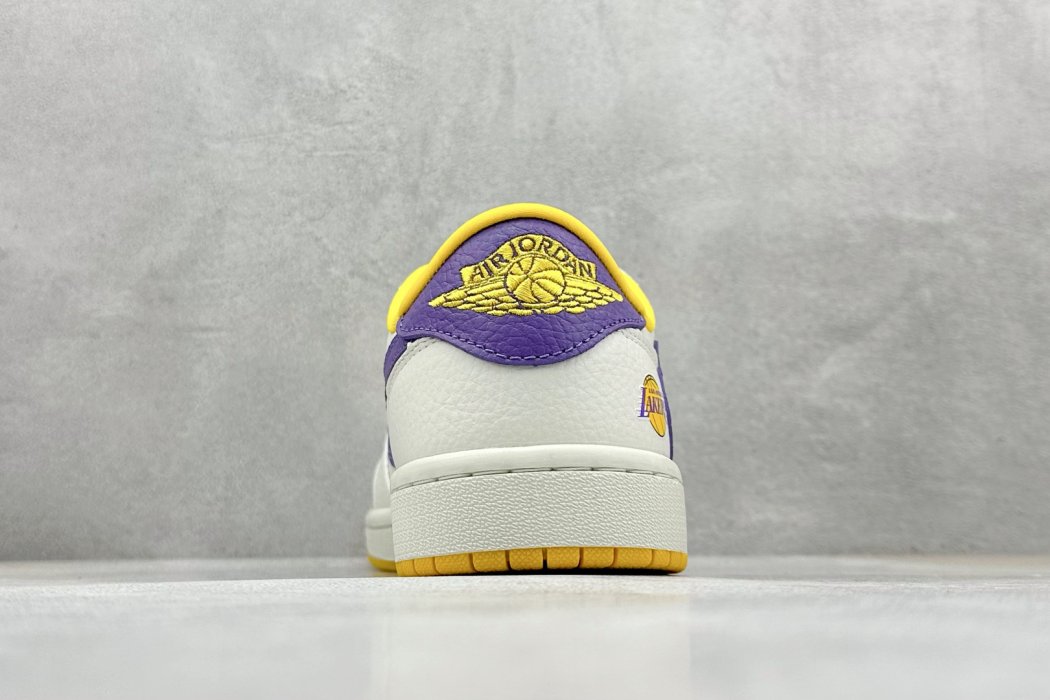 Кроссовки Travis Scott x Fragment Design x Air Jordan 1 Low фото 6