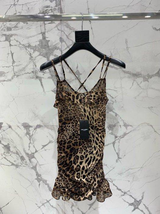 Плаття, Сукня