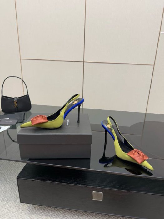 Босоножки фото 6