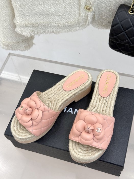 Босоножки фото 2