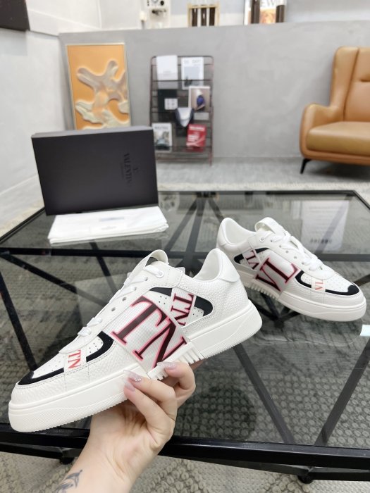 Кроссовки фото 4