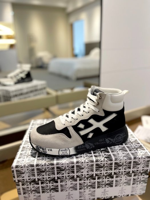 Sneakers Premiata Lander Trainers