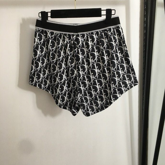 Костюм жіночий фото 3