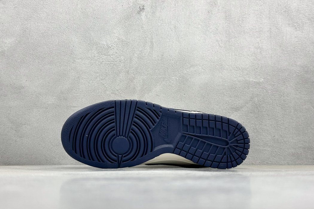 Кроссовки Nike SB Dunk Low фото 4