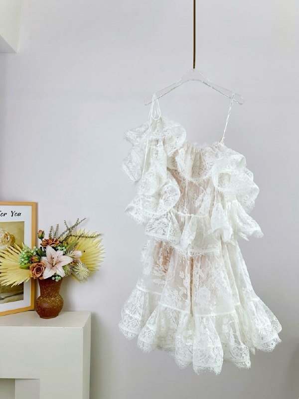 Кружевное мини платье DAWNING