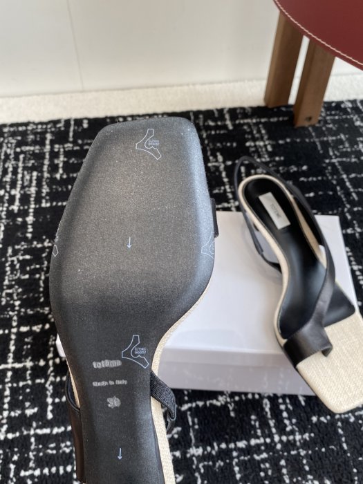 Босоніжки фото 9