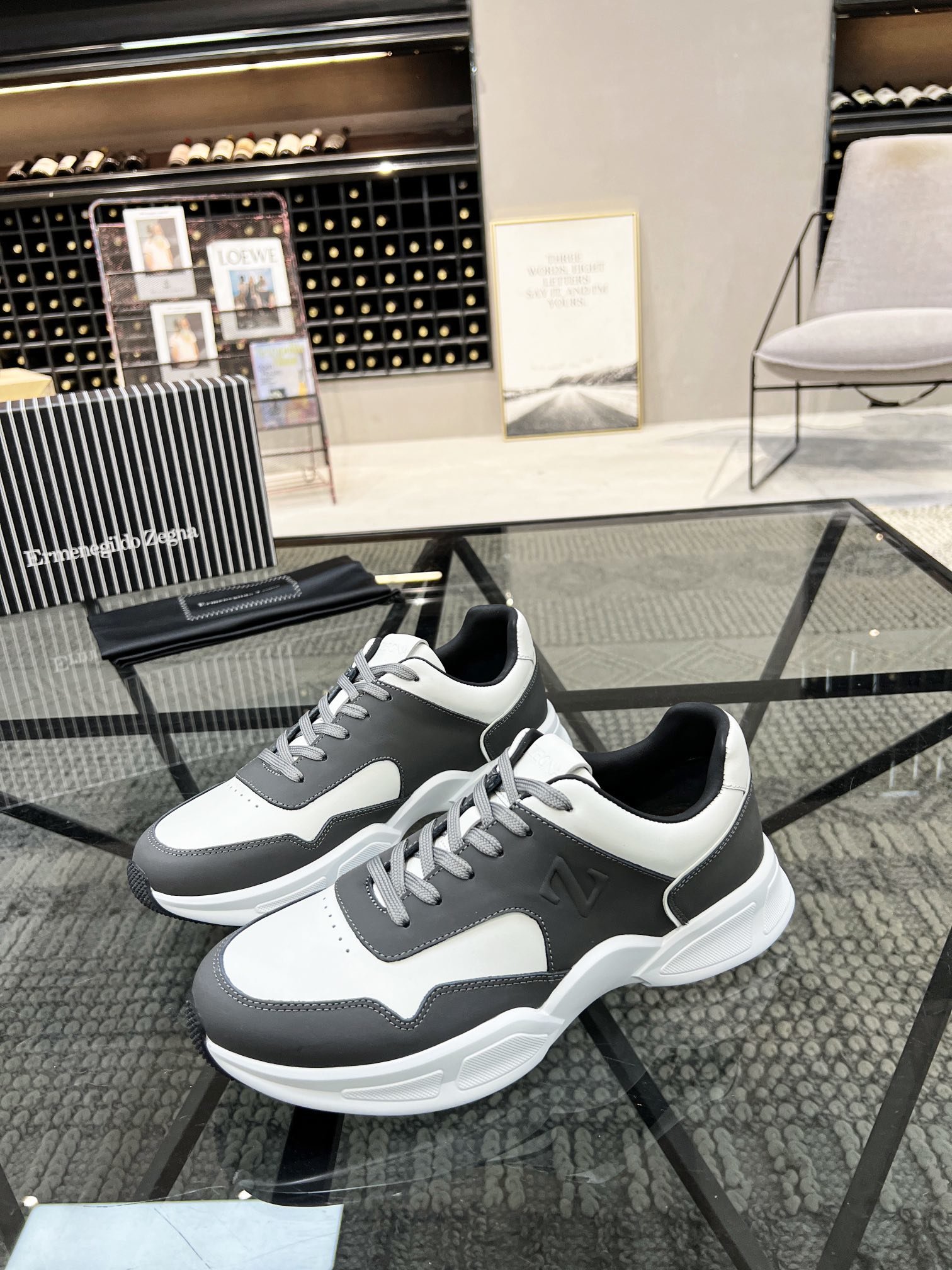 Sneakers men's