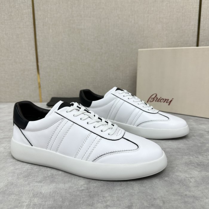 Sneakers men's