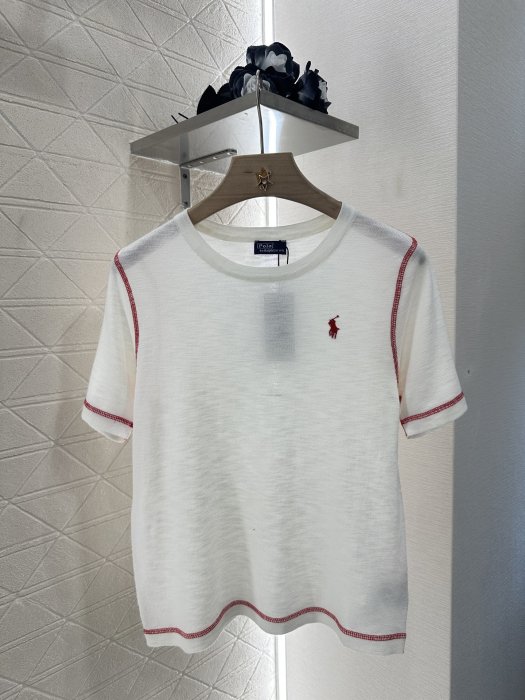 Футболка женская