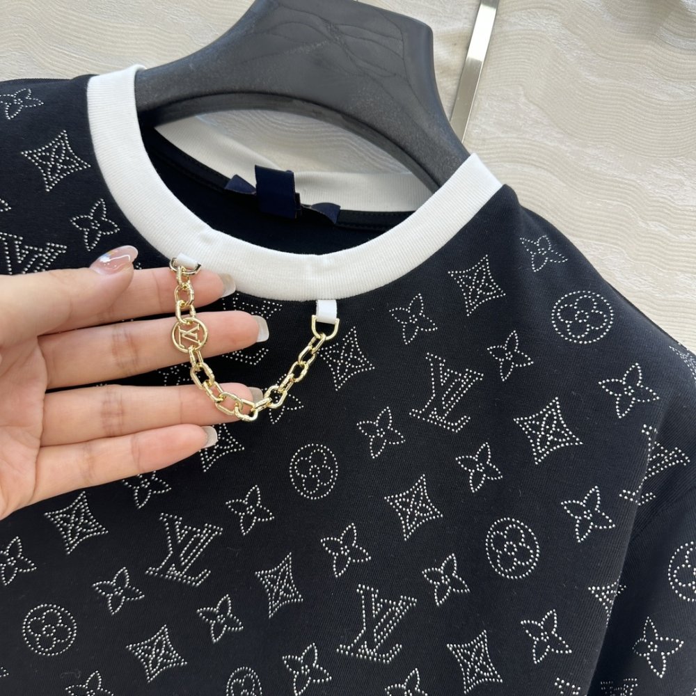 Футболка жіноча фото 4