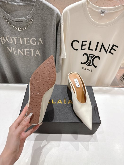 Босоножки фото 9