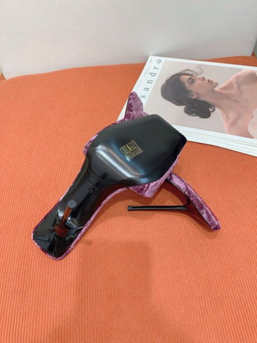 Босоножки фото 8