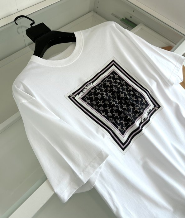 T-shirt men's фото 3