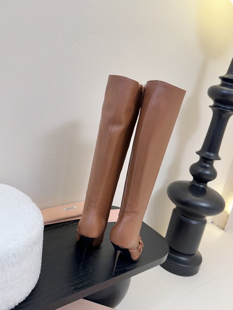 Boots women's фото 6