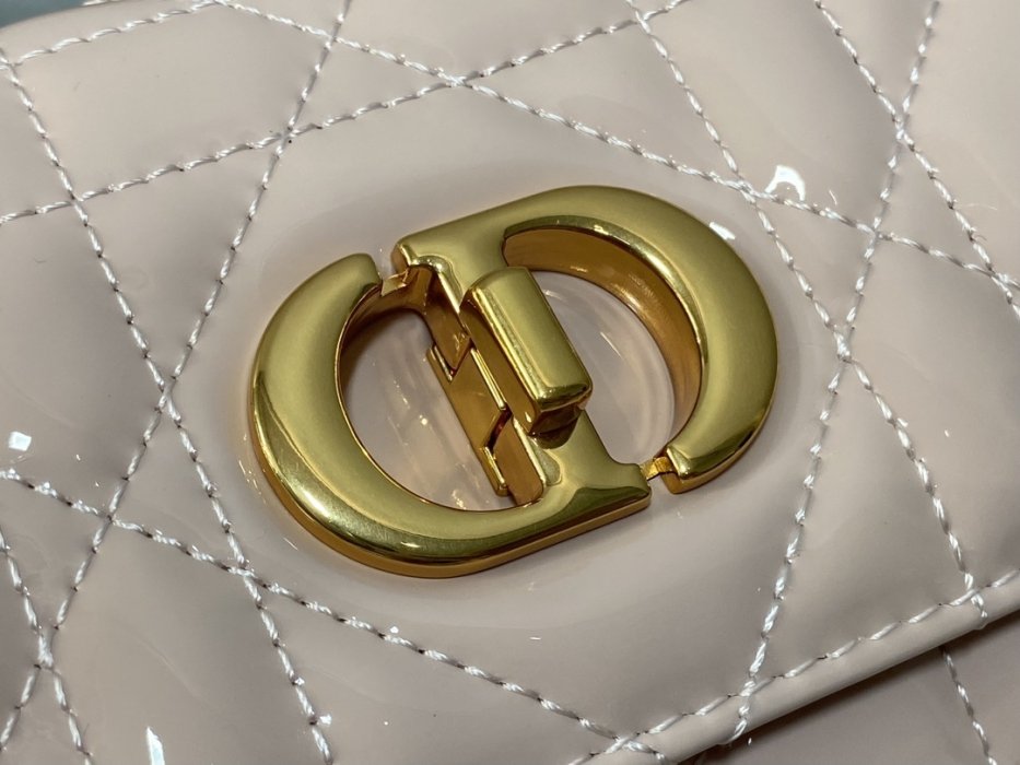 Сумка Miss Caro 24 см фото 2