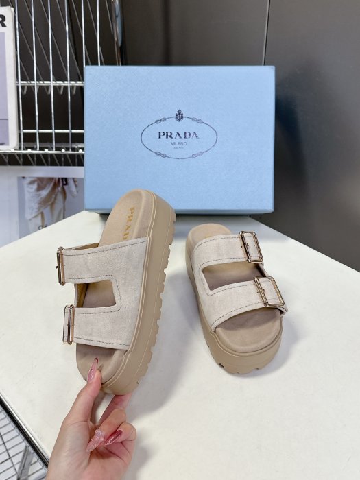 Шлепанцы фото 4