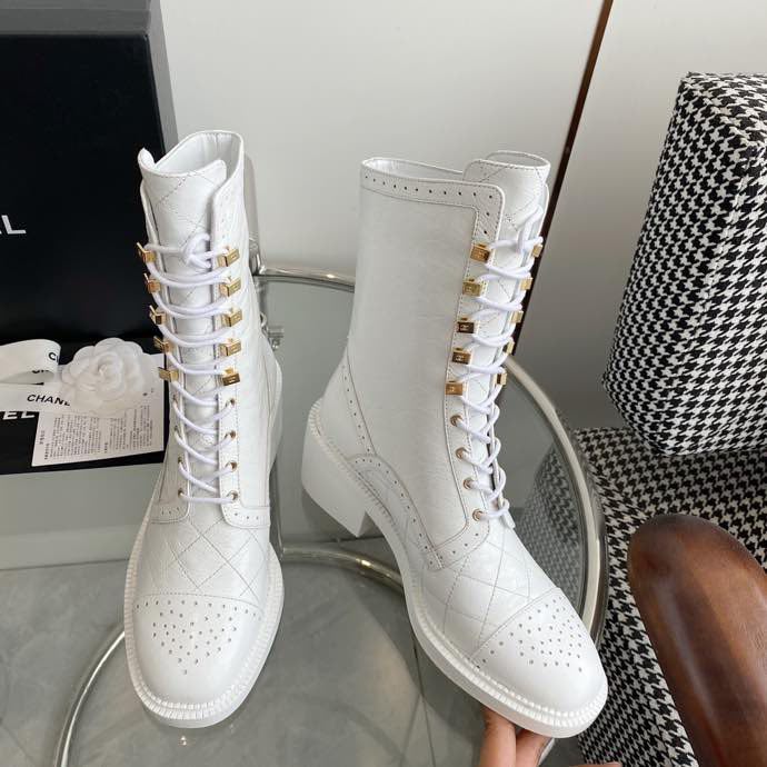 Ботинки женские кожаные белые на шнуровке фото 8