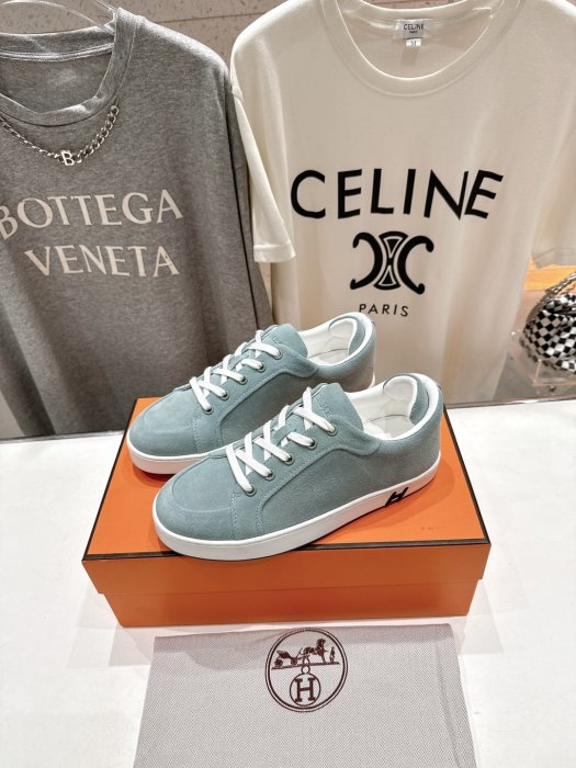 Кроссовки фото 3