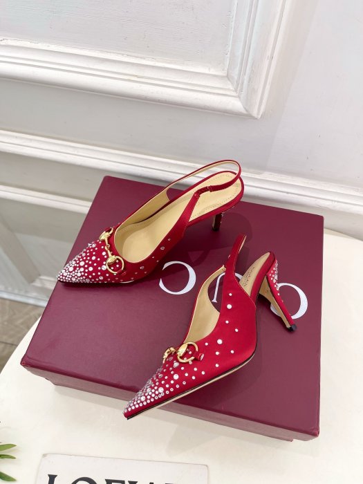 Босоножки фото 5