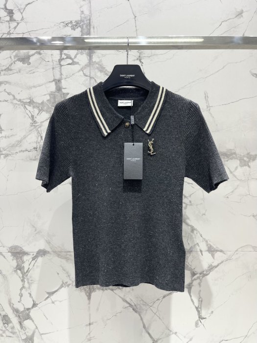 Футболка жіноча