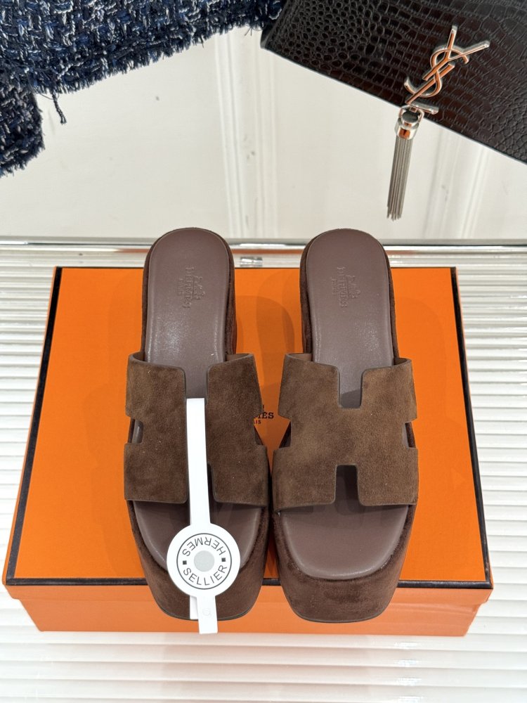 Босоножки фото 4