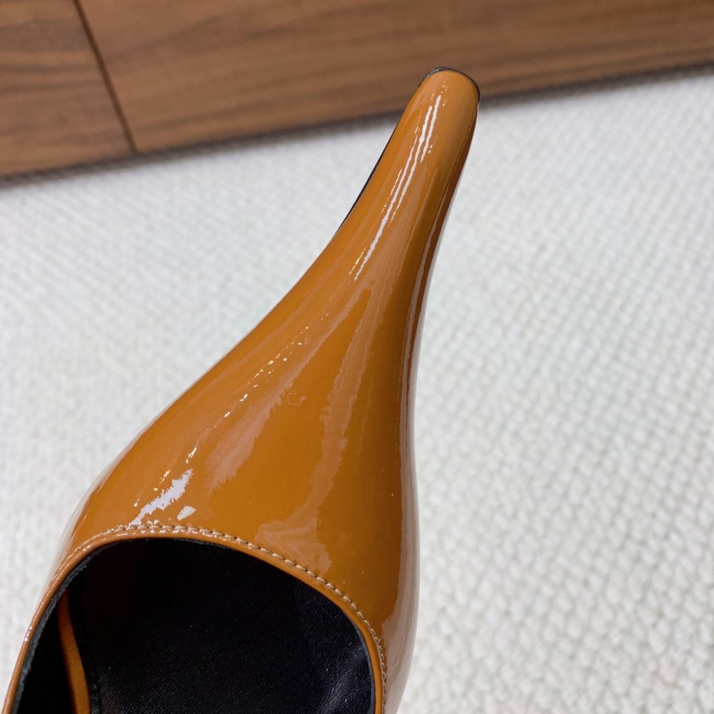 Босоножки фото 7