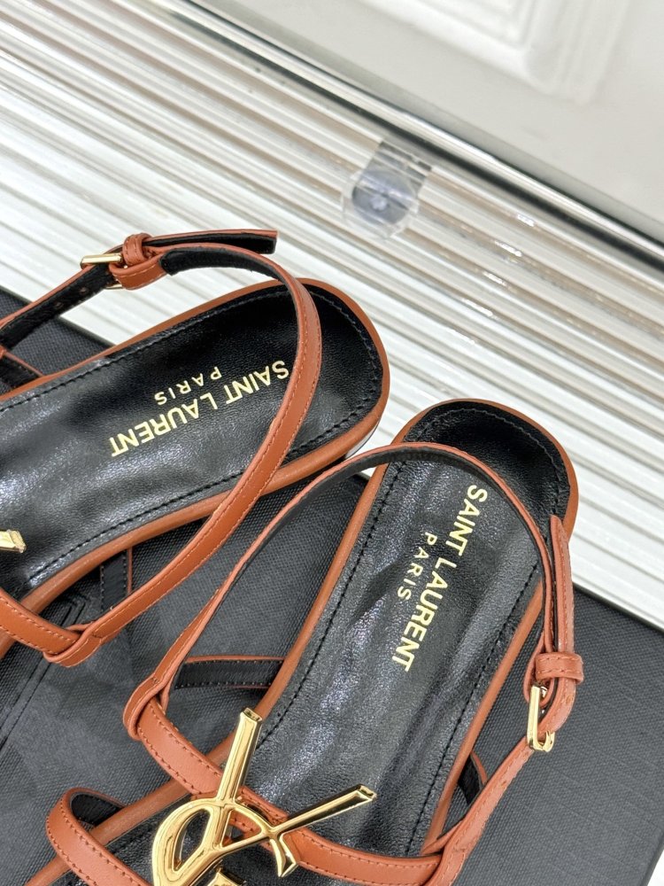 Сандалии женские фото 8