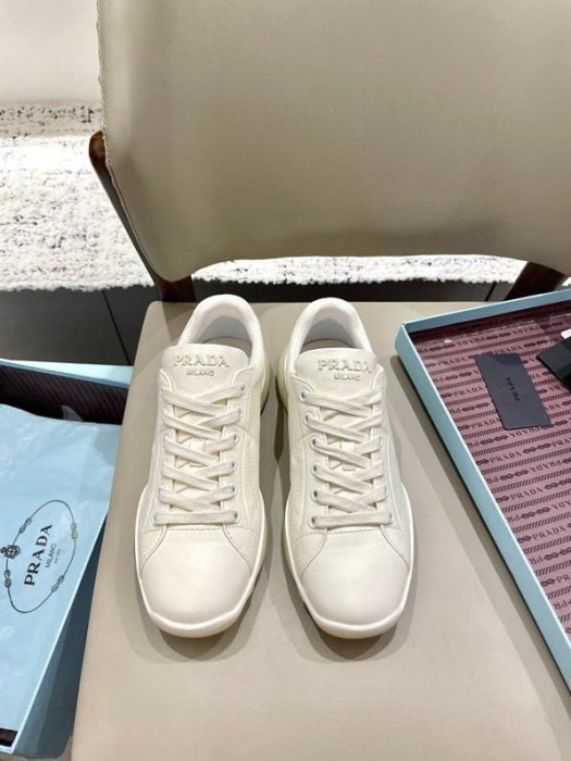 Кроссовки фото 8