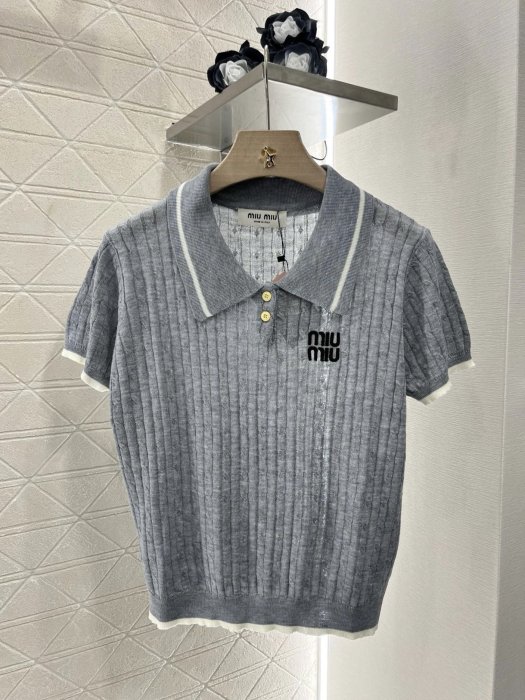 Футболка женская