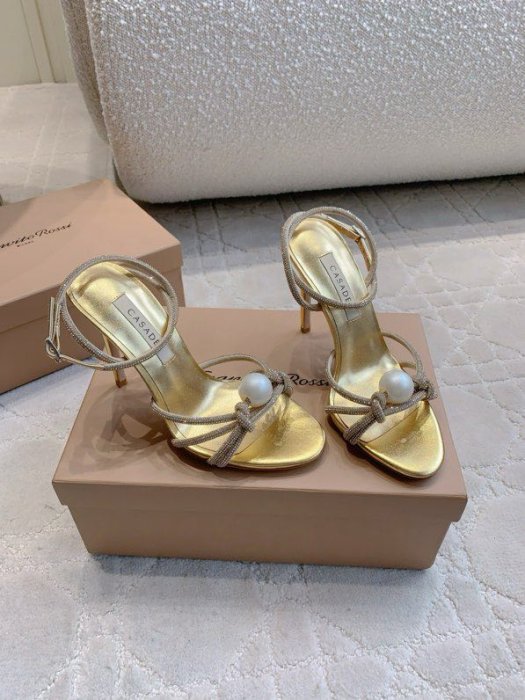 Босоножки фото 2