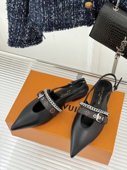 Босоножки фото 2