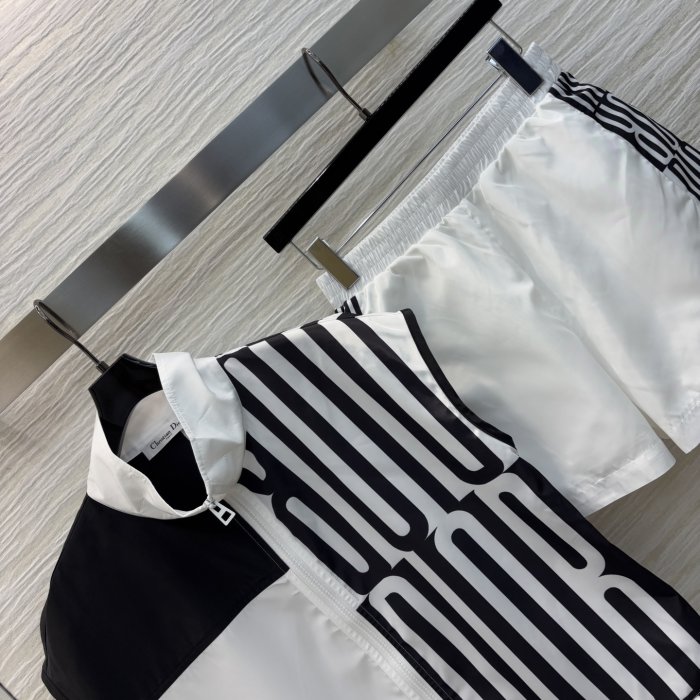 Костюм жіночий фото 4