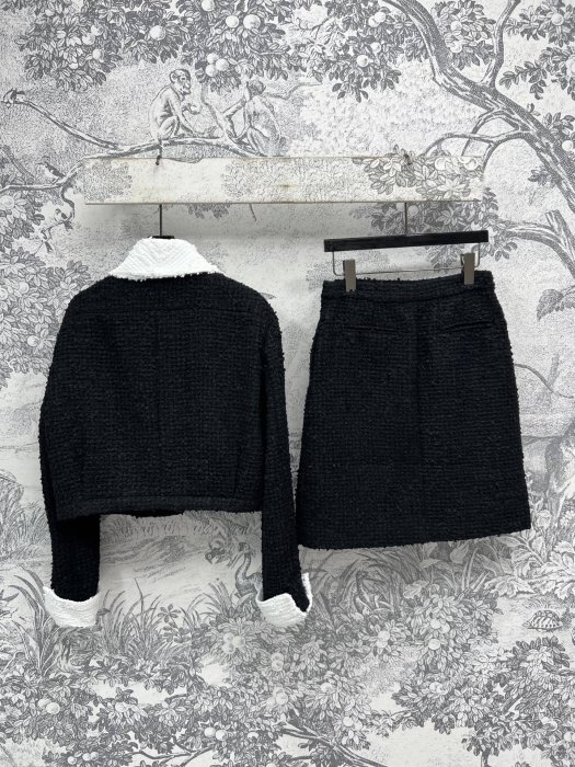 Костюм жіночий фото 7