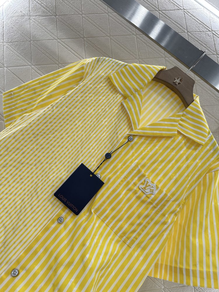 Shirt women's фото 3