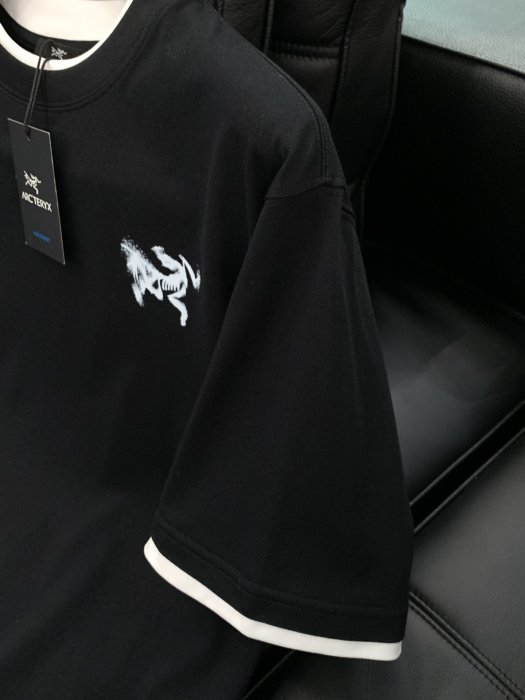 T-shirt men's фото 5