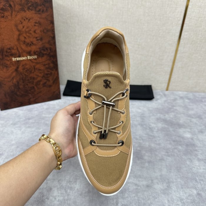 Кросівки фото 5