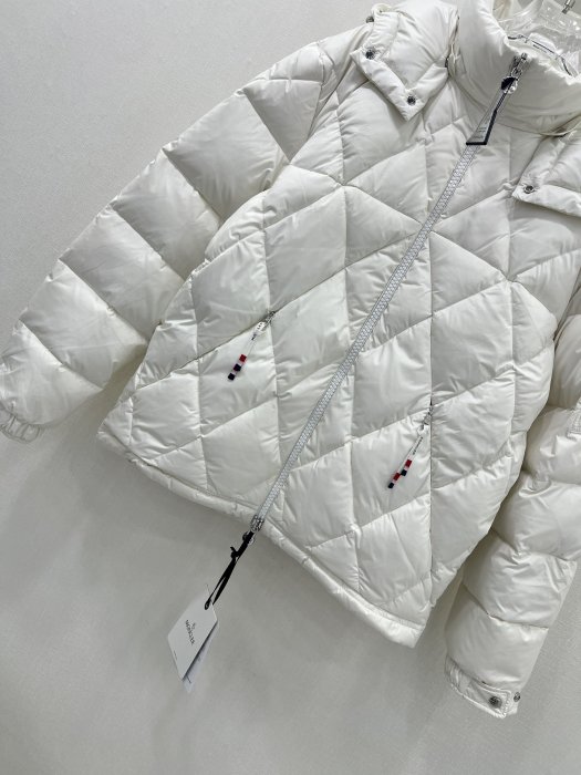 Down jacket фото 4