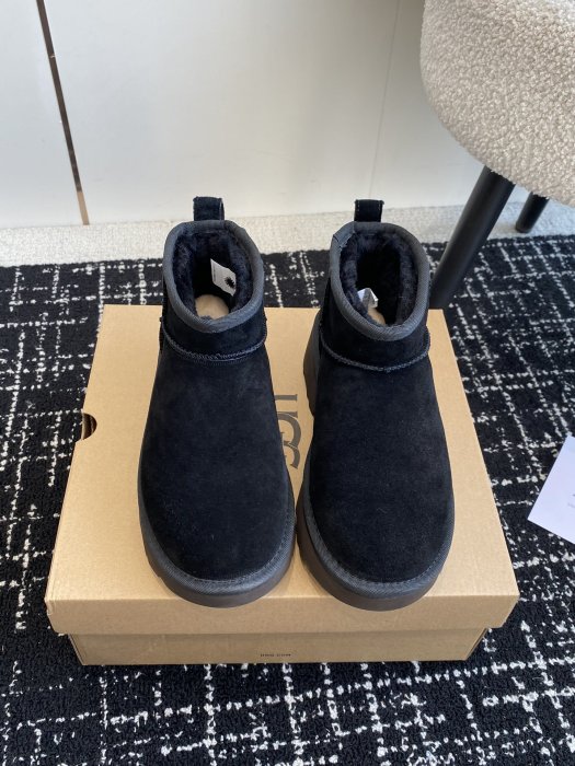 Ugg boots women's