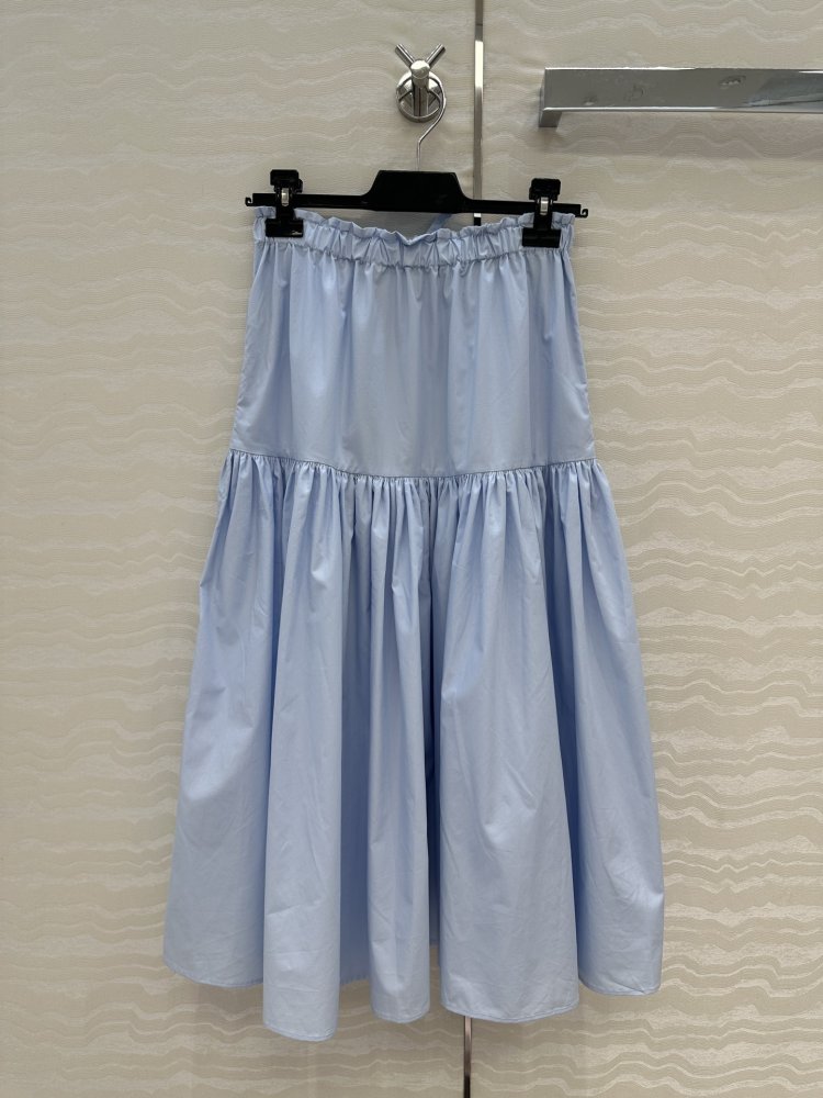 Long skirt on expositions фото 9