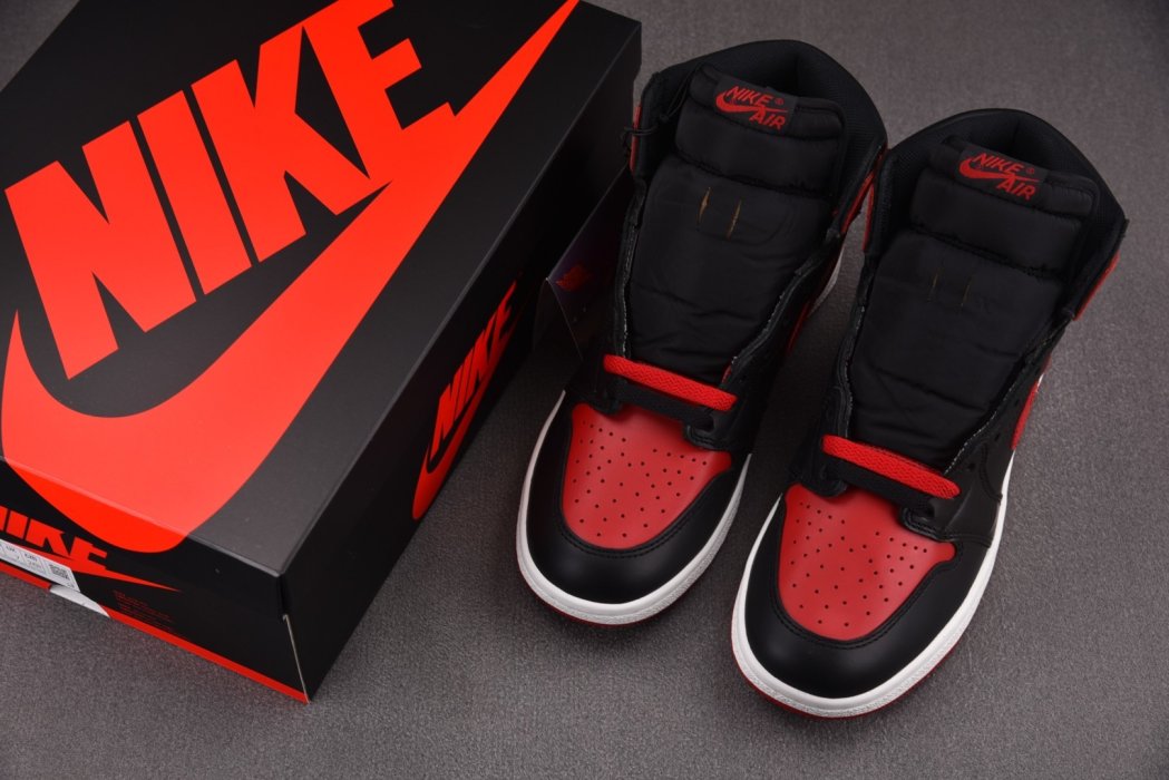 Кроссовки Air Jordan 1 Retro High фото 7