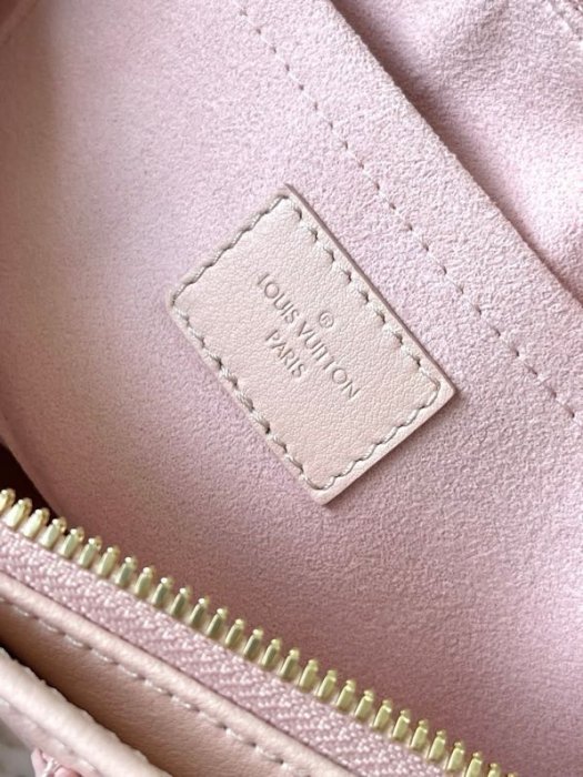 Сумка женская OnTheGo East West M11275 25 см фото 7