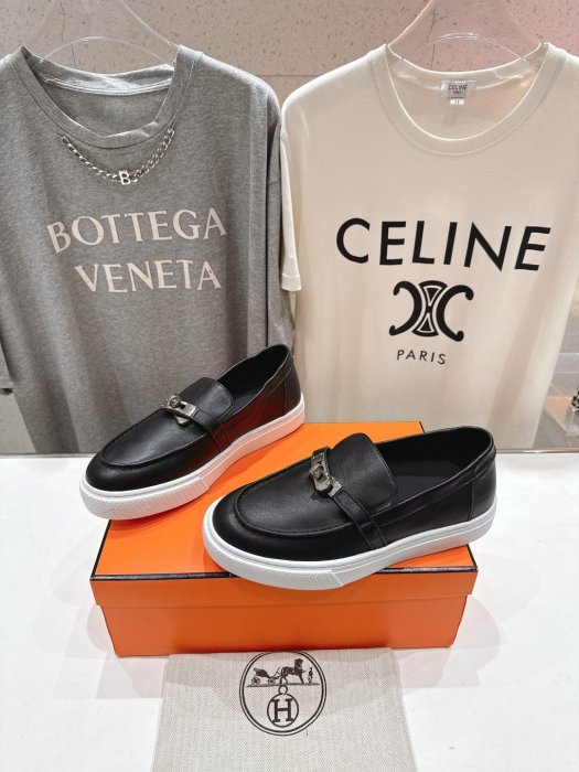 Лоферы женские фото 3