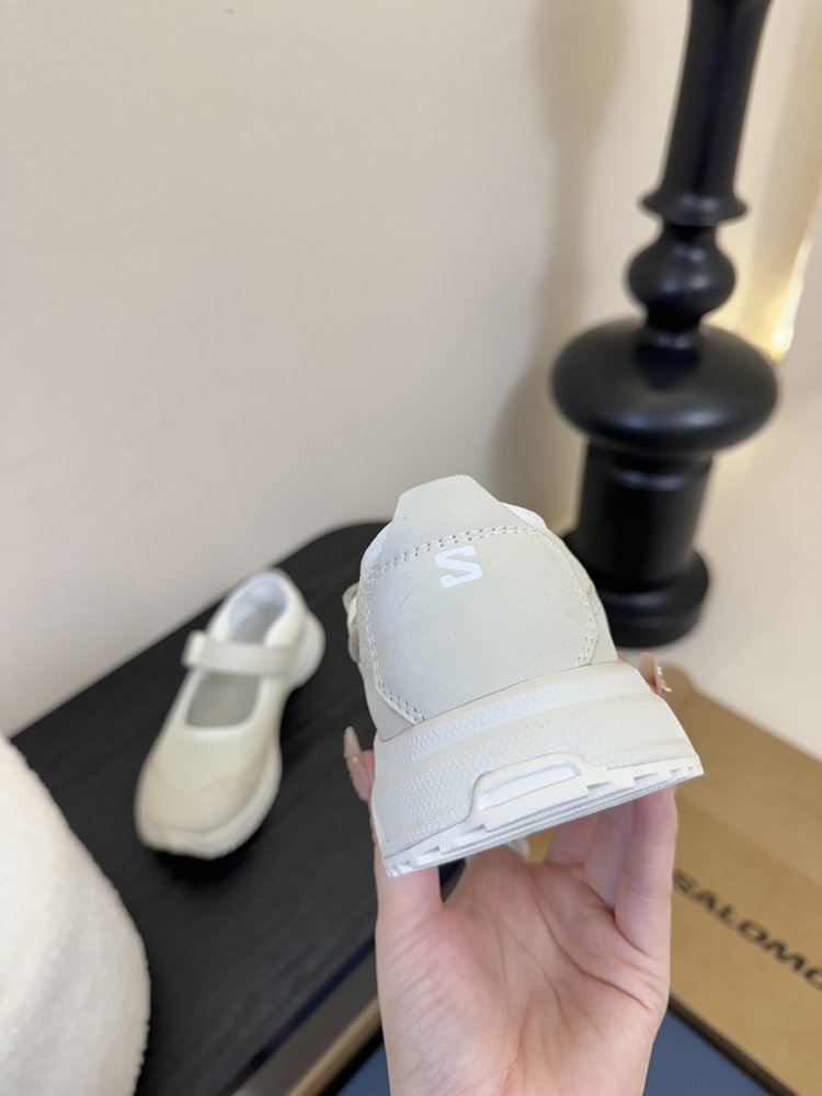 Кроссовки женские фото 7