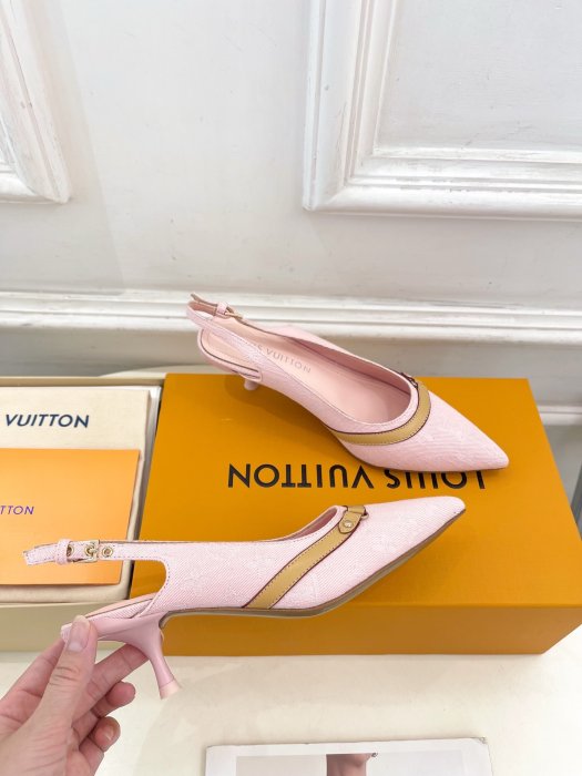 Босоножки фото 4