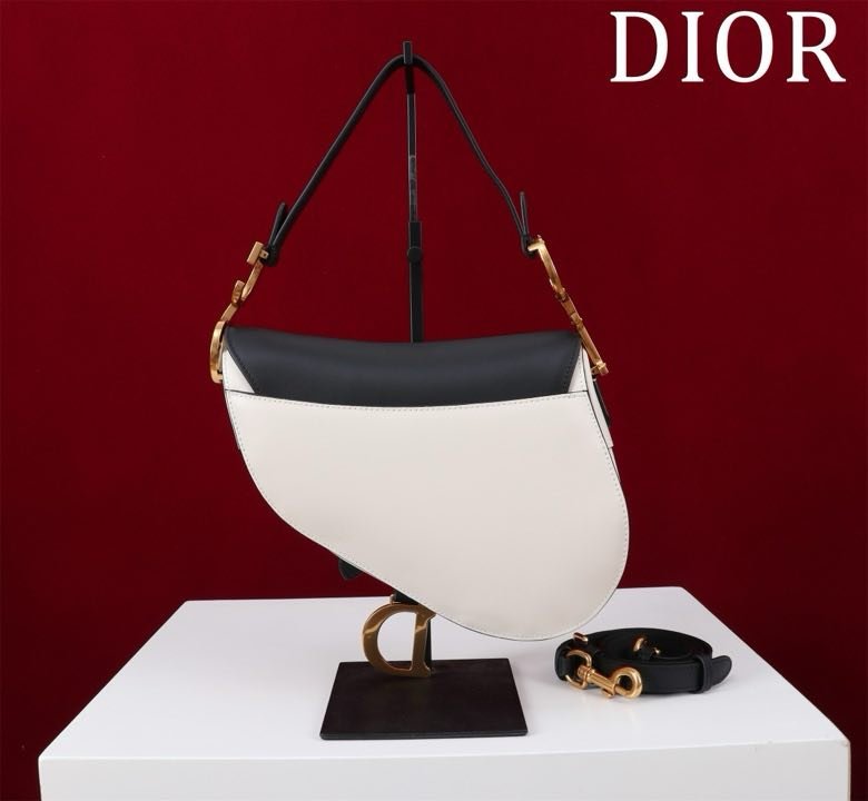 Сумка кожаная Dior Saddle 25 см фото 5