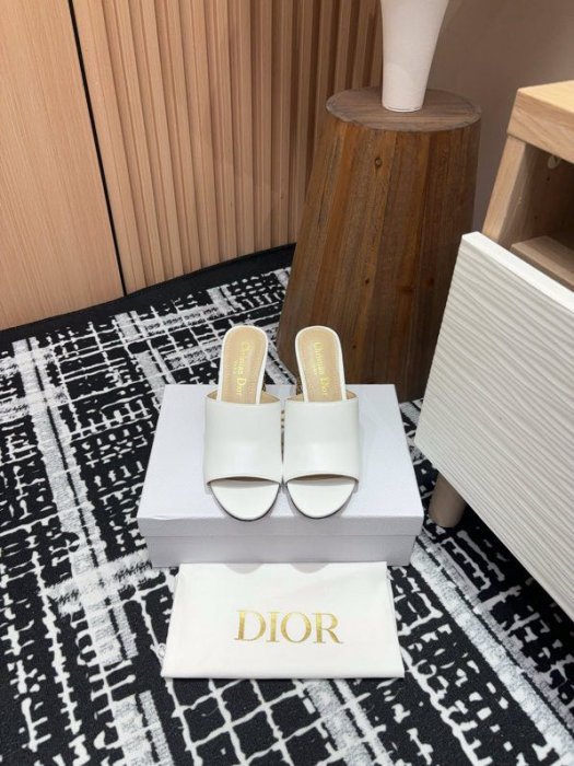 Босоніжки Dior Icon на товстому фото 8