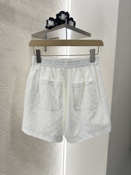 Футболка жіноча фото 8