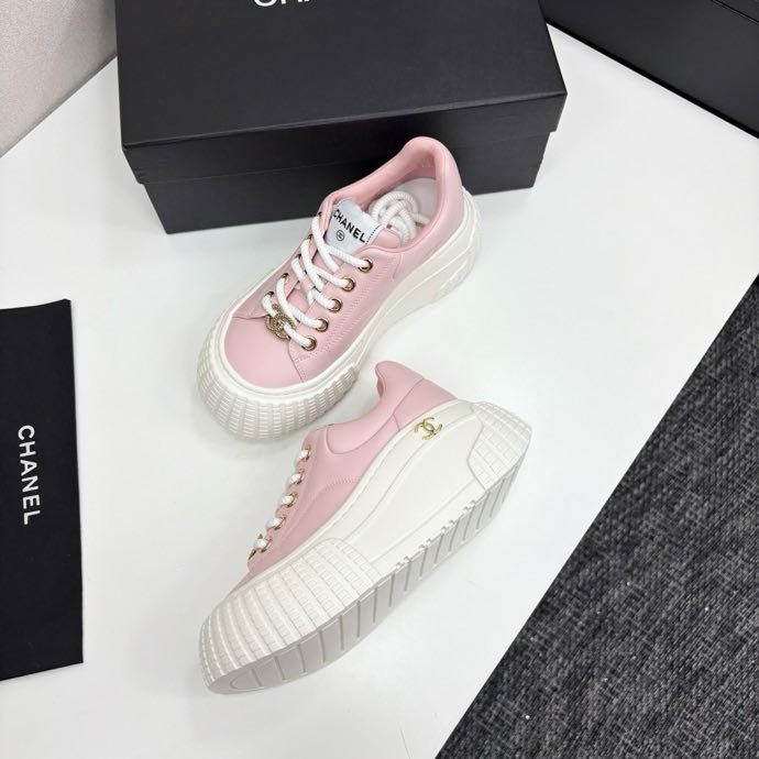 Кроссовки женские фото 7