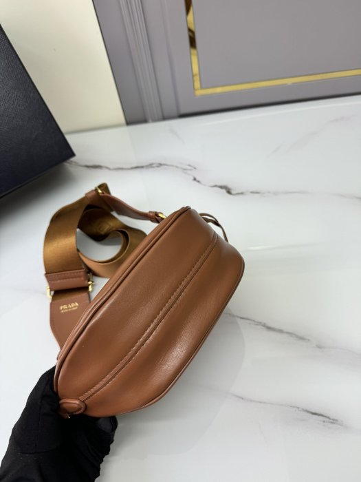 A bag women's Leather Mini Shoulder Bag 1BH212 18 cm фото 6