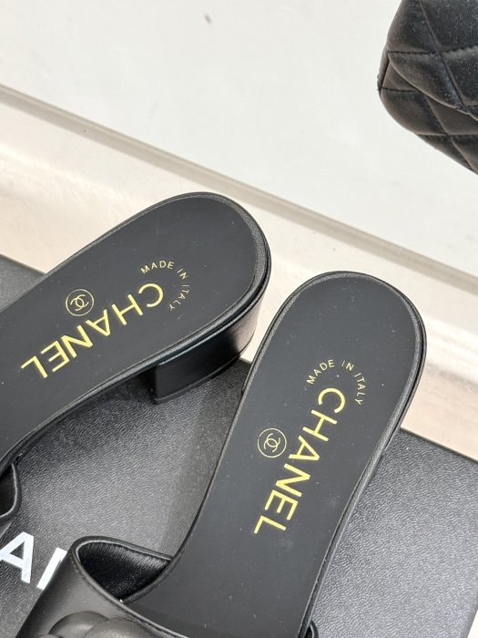 Босоножки фото 8